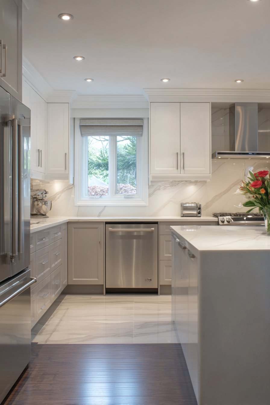 Sleek Two-Tone Cabinetry Excellence