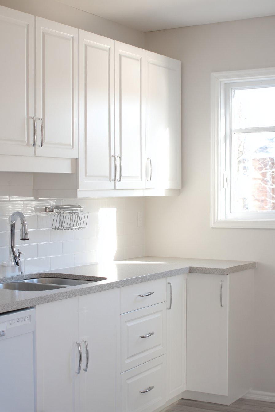 Budget-Conscious Corner with Honest Functionality