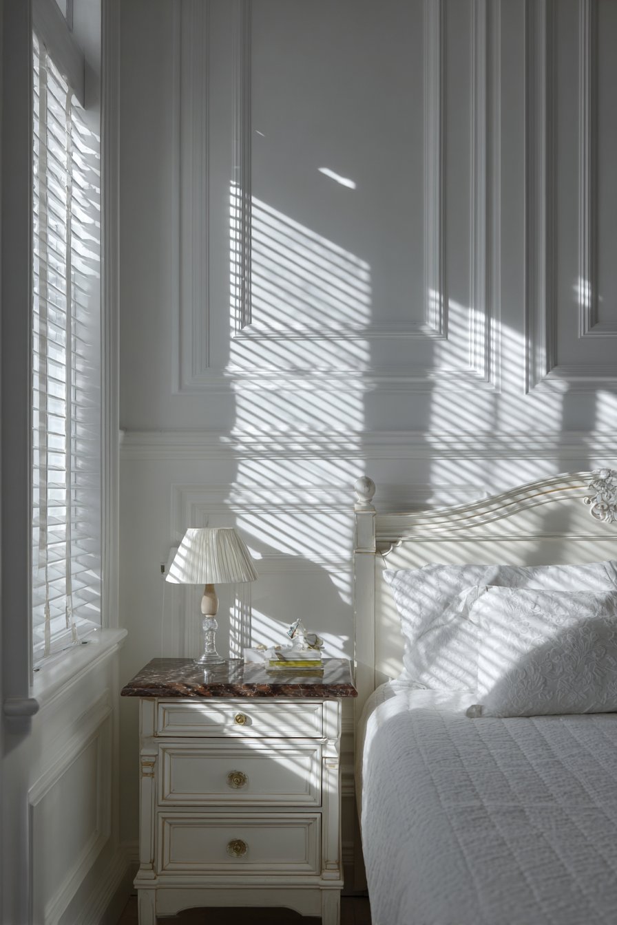 Traditional Wainscoting with Classic White Refinement