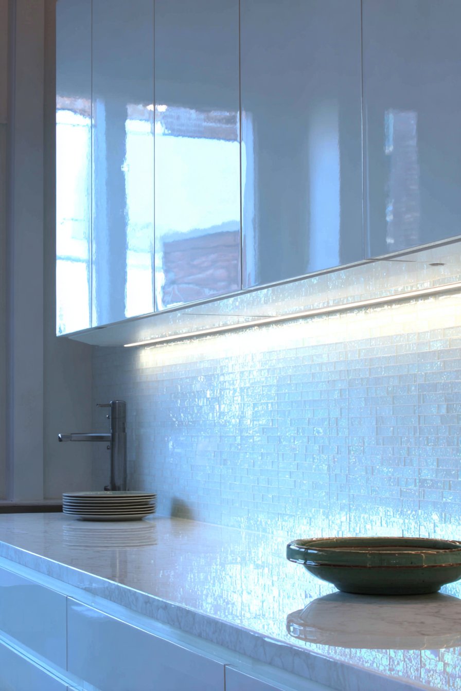 Contemporary Minimalism with High-Gloss Surfaces