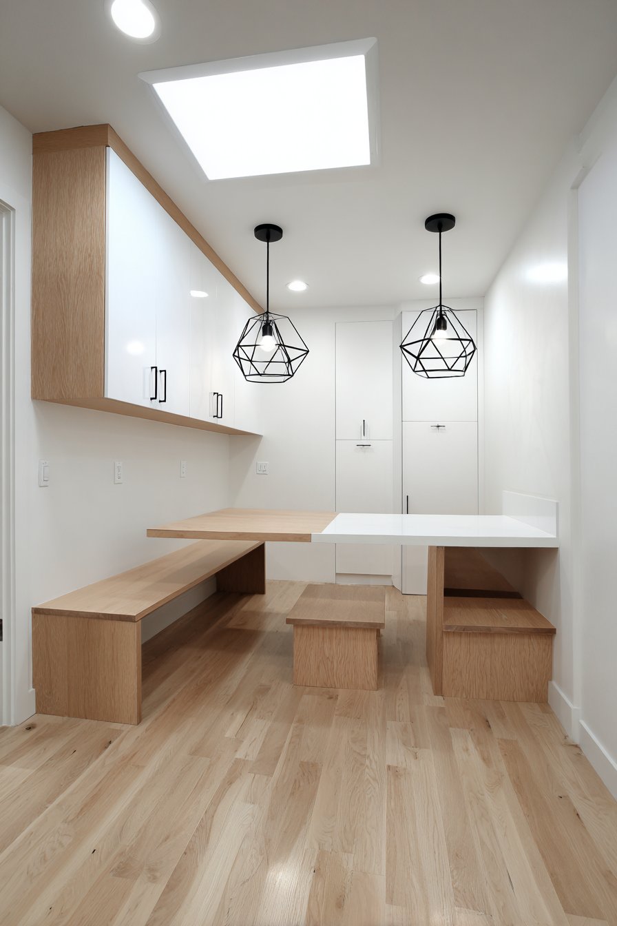 The Flexible Living Space: Multi-Functional Minimalism