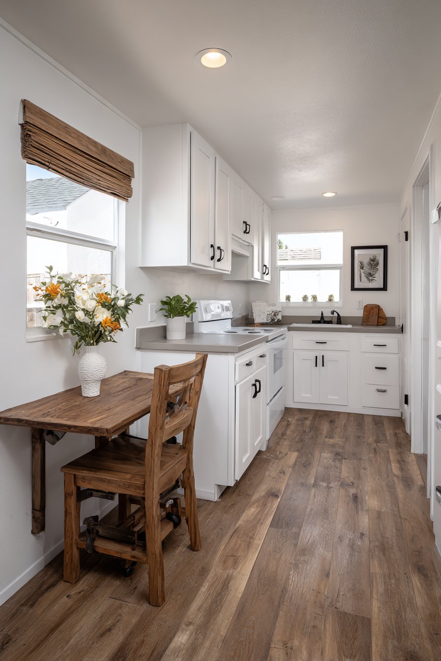 Compact U-Shaped Efficiency with Smart Contrasts