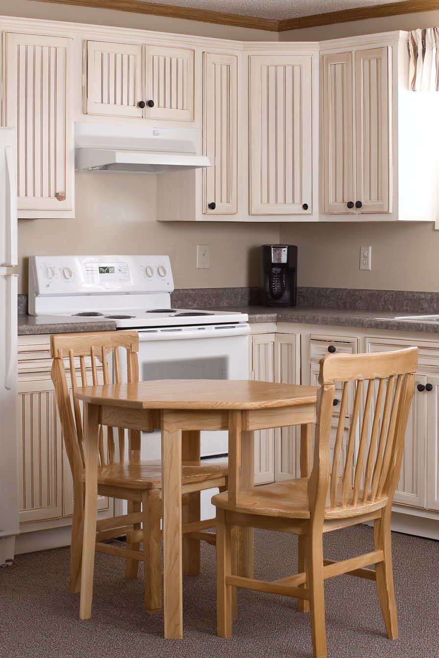 Compact U-Shaped Efficiency with Smart Contrasts