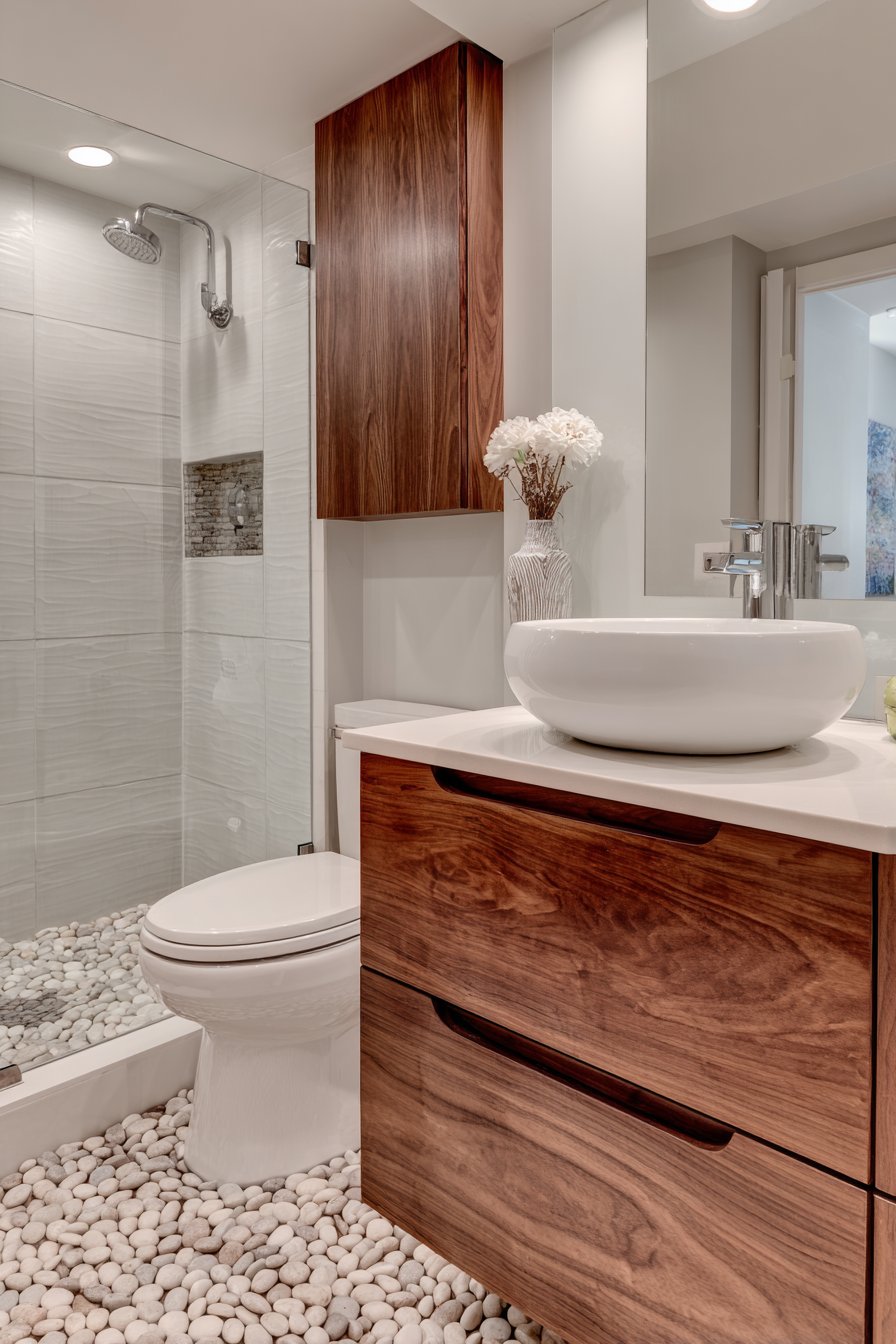 Contemporary Spa-Inspired Serenity