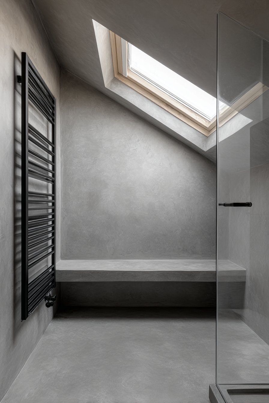 Contemporary Glass Partition Shower Design