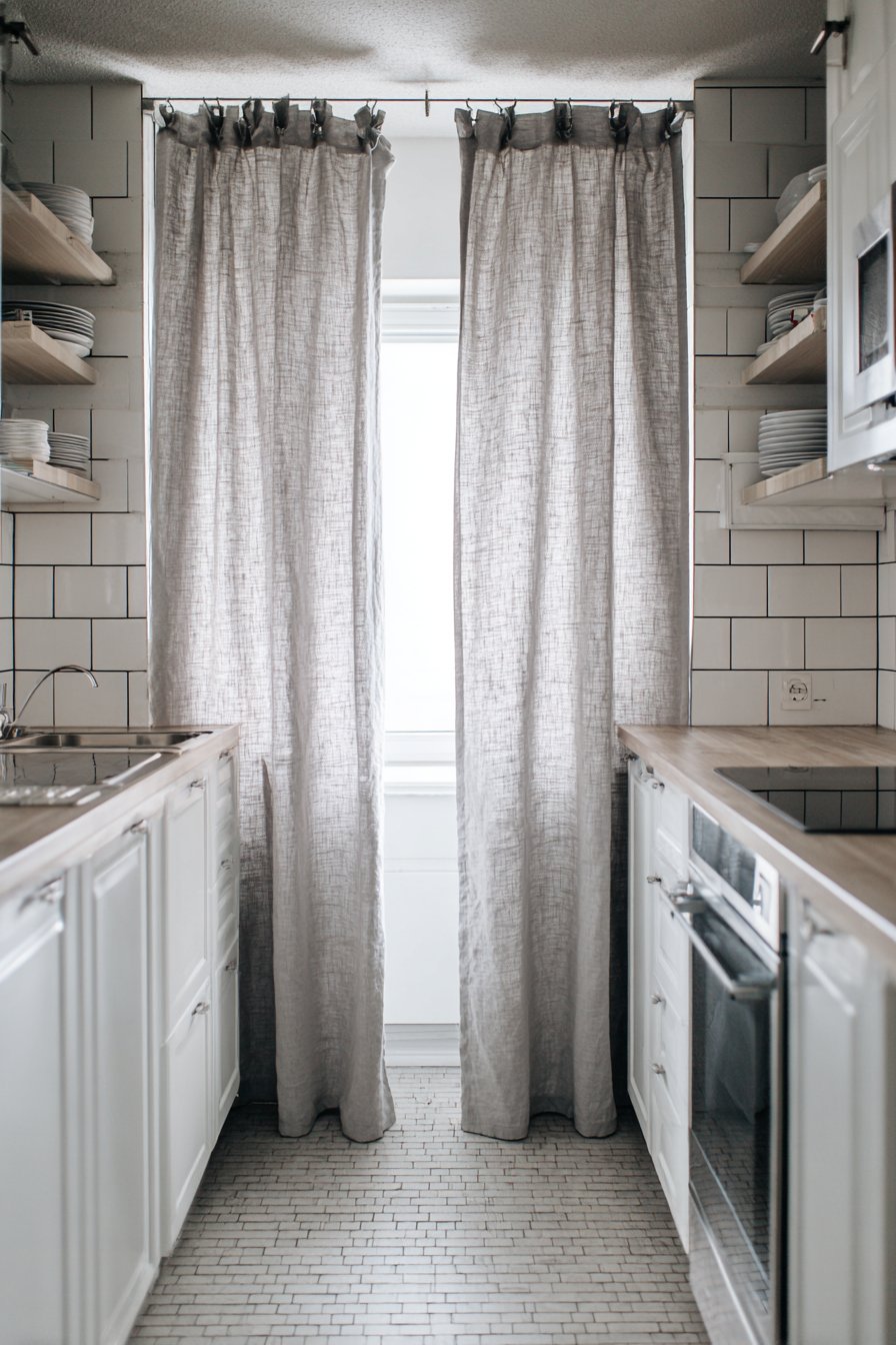 Space-Smart Solutions for Compact Kitchens