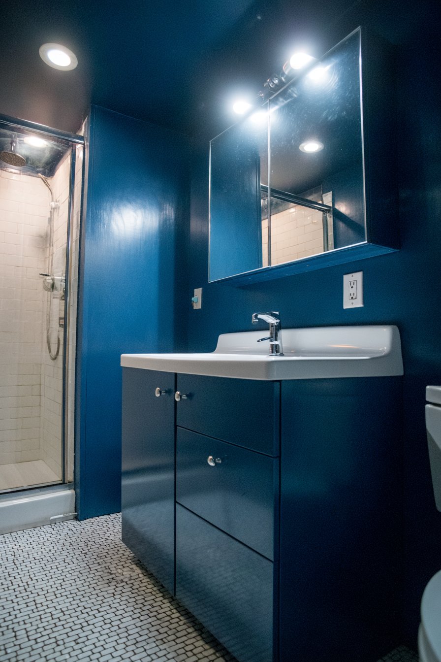 Space-Maximizing Compact Navy Design