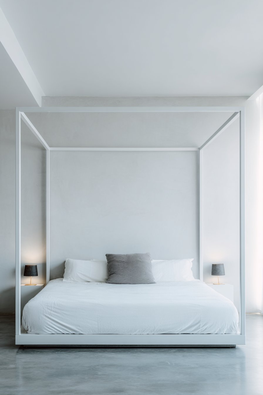 Pure Minimalism with Tubular Steel Precision