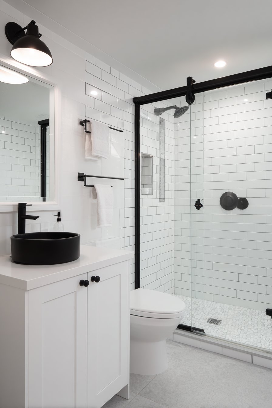 Modern Contrast with Matte Black Hardware